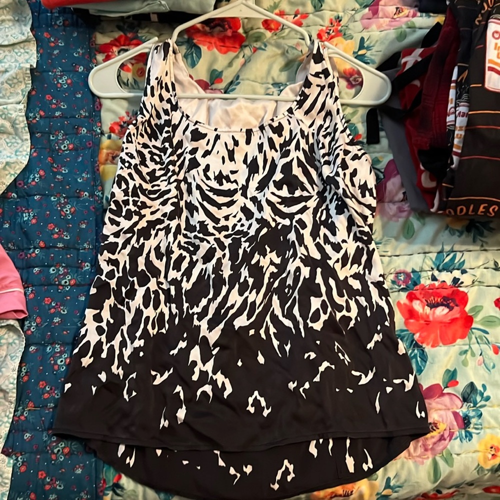 St. John silk tank/Blouse